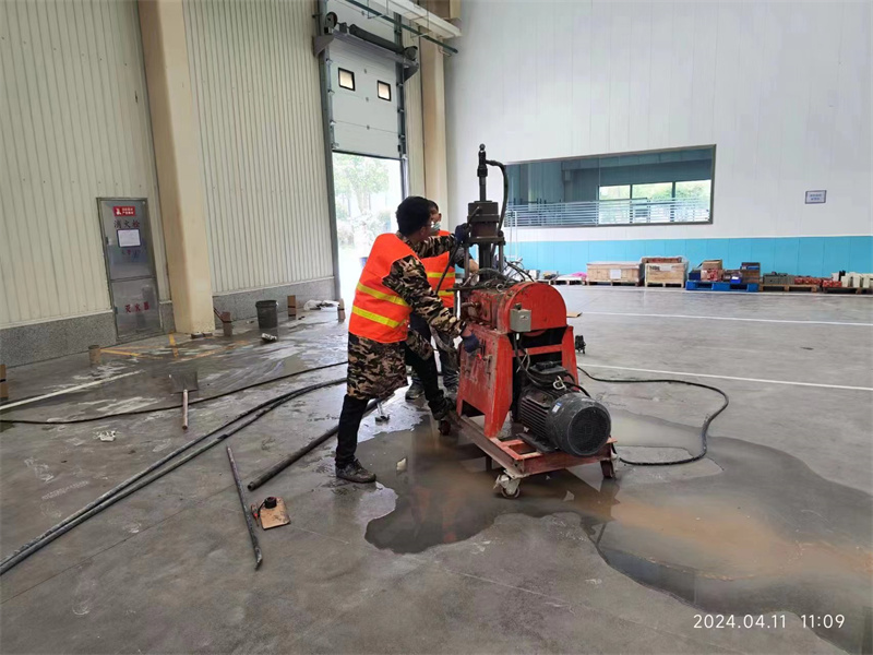 柳北厂房地面下沉塌陷注浆加固施工